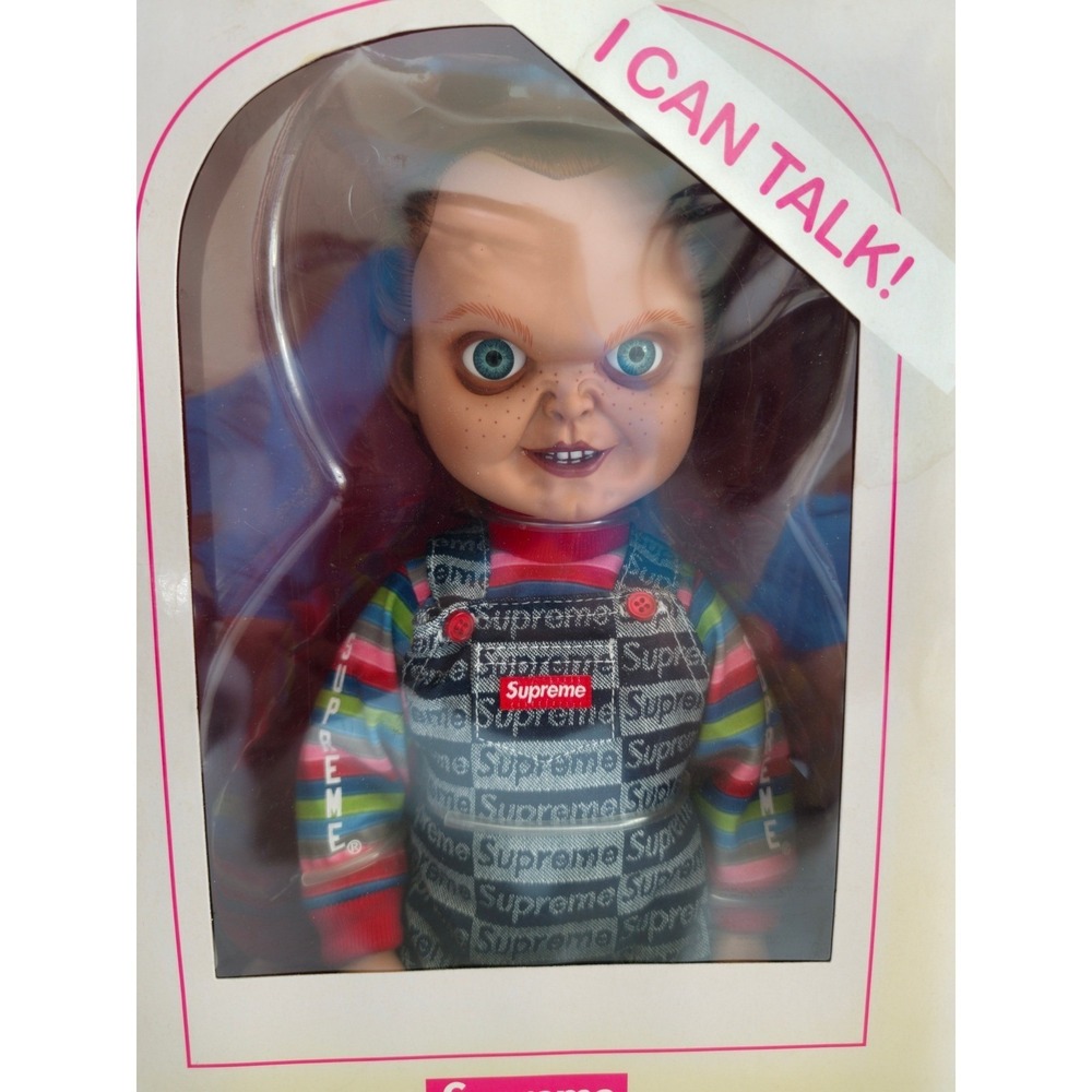 Supreme Chucky Doll FW20 Child's Play Talking Collectible Figure New in Box